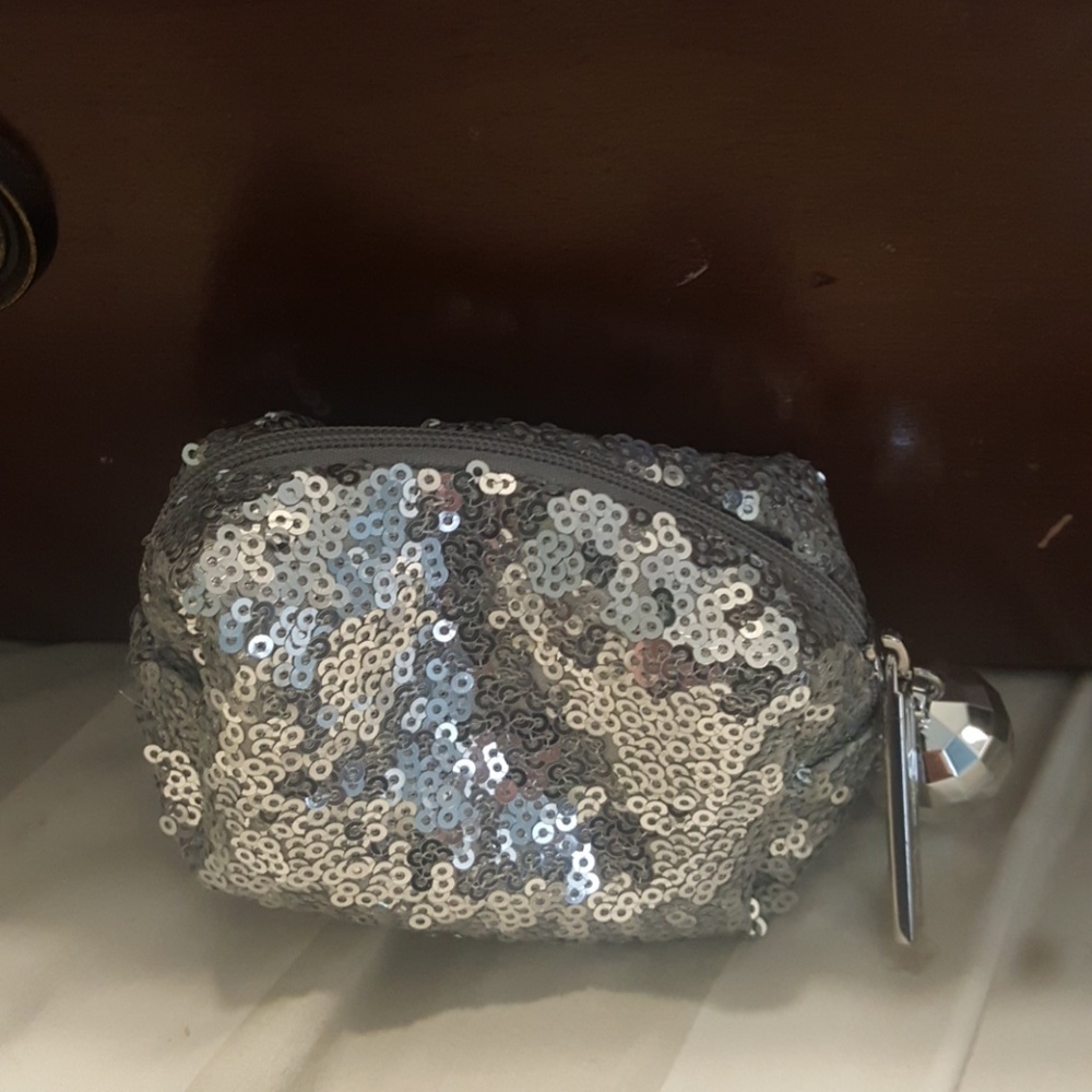 MAC MAKEUP SMALL BAG